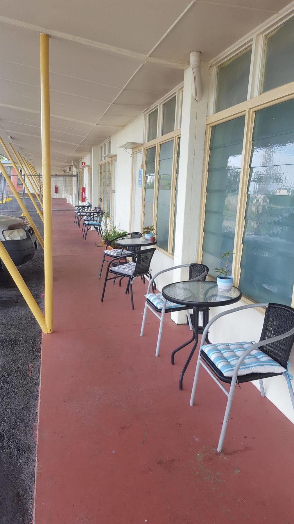 Proserpine Motel Buitenkant foto